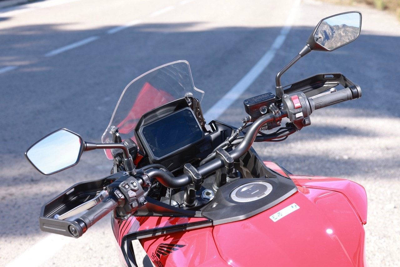 Prova Honda CB 1000 GT: il meglio dei due mondi